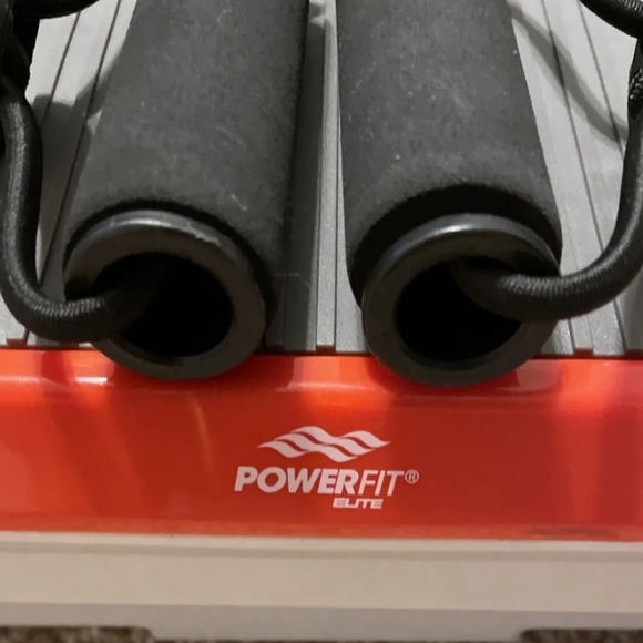 Powerfit Elite Deluxe Vibration Plate Exercise Machine w/ Resistance Bands - Picture 2 of 12